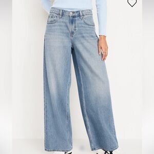Old Navy Mid-Rise Baggy Wide Leg 
Light Wash